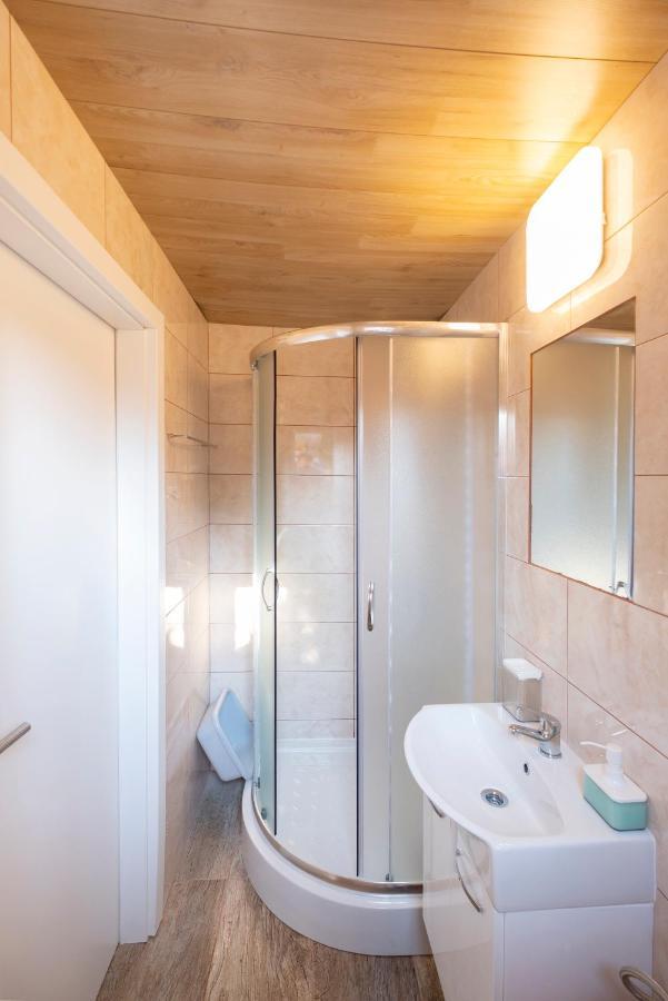 New Studio With Aircon & Free Parking Ljubljana Bagian luar foto